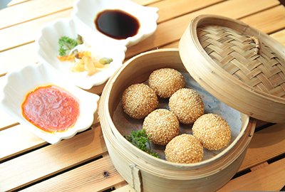 Sesame rice balls with dipping sauces