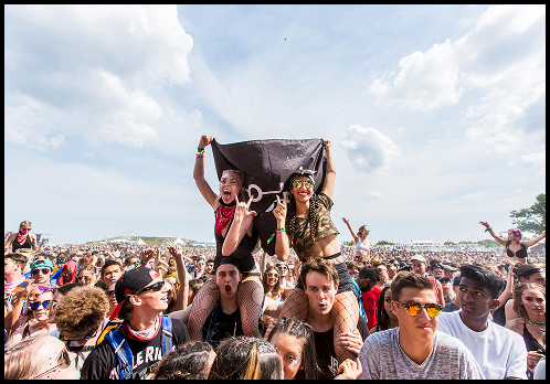 Crowd image